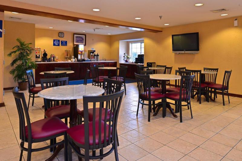 Microtel Inn & Suites By Wyndham Savannah/Pooler Extérieur photo